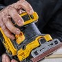 Купить Вибрационная шлифмашина DeWALT DCW200N