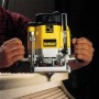 Купить Фрезер DeWALT DW625E